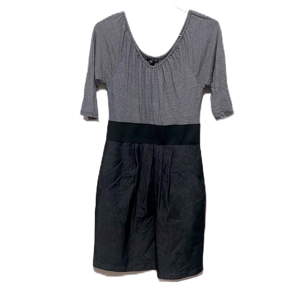 Women’s TIANA B, On/Off Shoulder, 3/4 Sleeves Dress, black/White, Size Medium - Picture 1 of 5